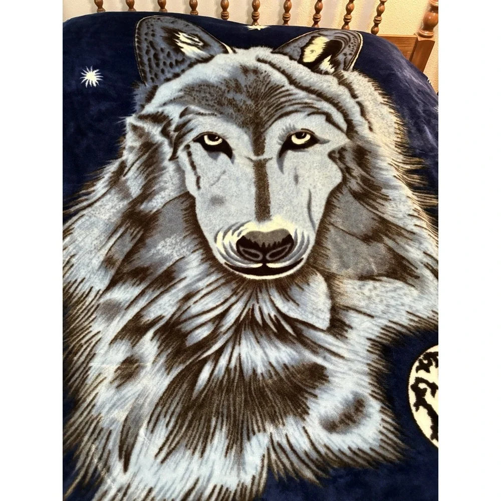 Korean Wolf Plush Blanket HEAVYWEIGHT Fleece Lodge Cabin Decor 91